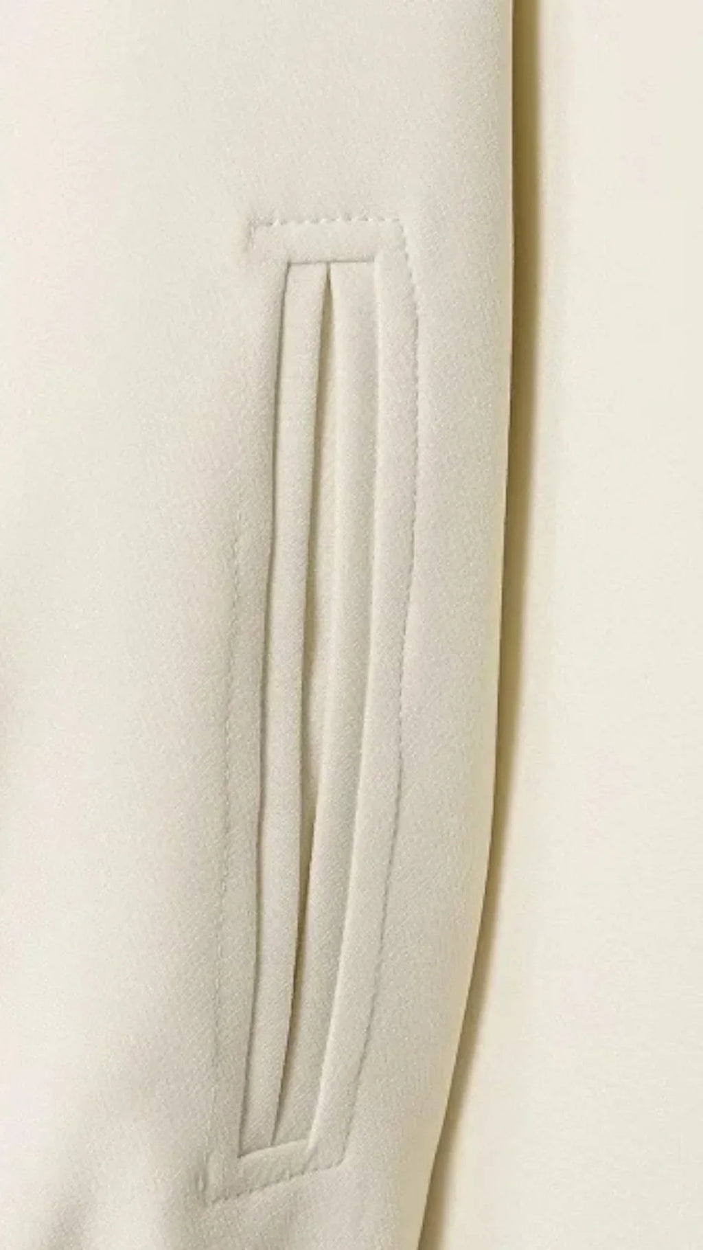 GIACCA DONNA CASUAL DALLE LINEE PULITE