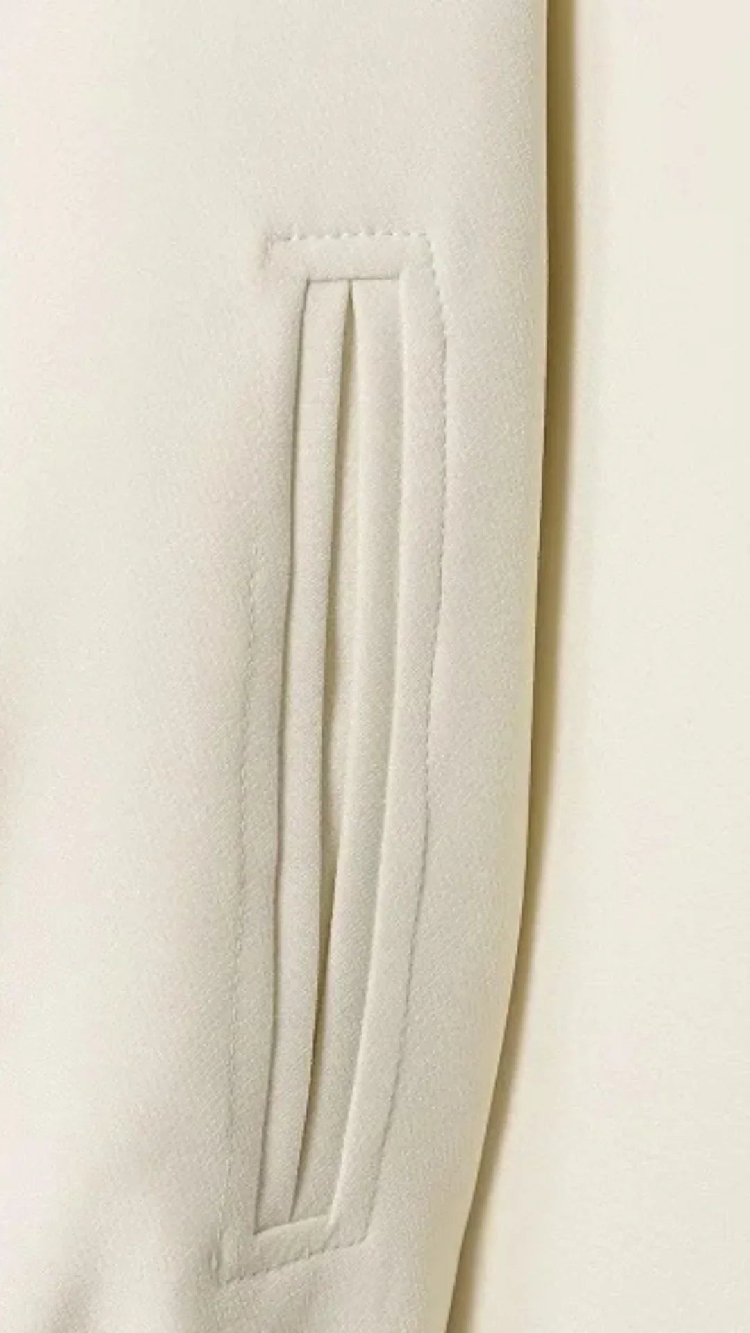 GIACCA DONNA CASUAL DALLE LINEE PULITE